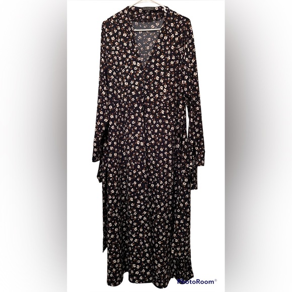 Eloquii Dresses & Skirts - Eloquii Midi Dress